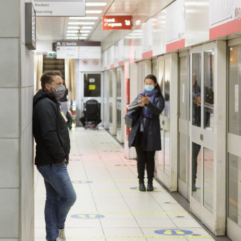 La Métropole Européenne de Lille organise avec ilévia une distribution de masques dans le métro à partir du lundi 18 mai