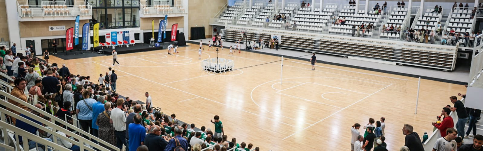 Le complexe Léo Lagrange (Tourcoing) a fait peau neuve !