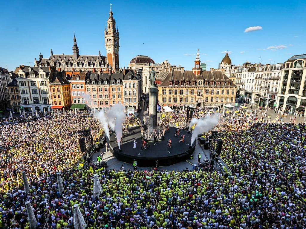 Tous en jaune - Grand Place Lille
