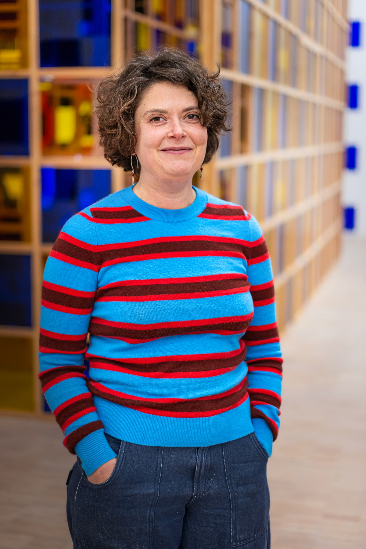 Portrait de Jeanne Bathilde Lacourt, co-commissaire et conservatrice en charge de l’art moderne au LaM